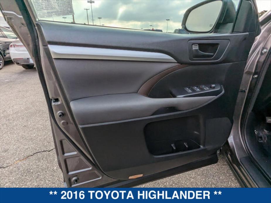 used 2016 Toyota Highlander car, priced at $20,000