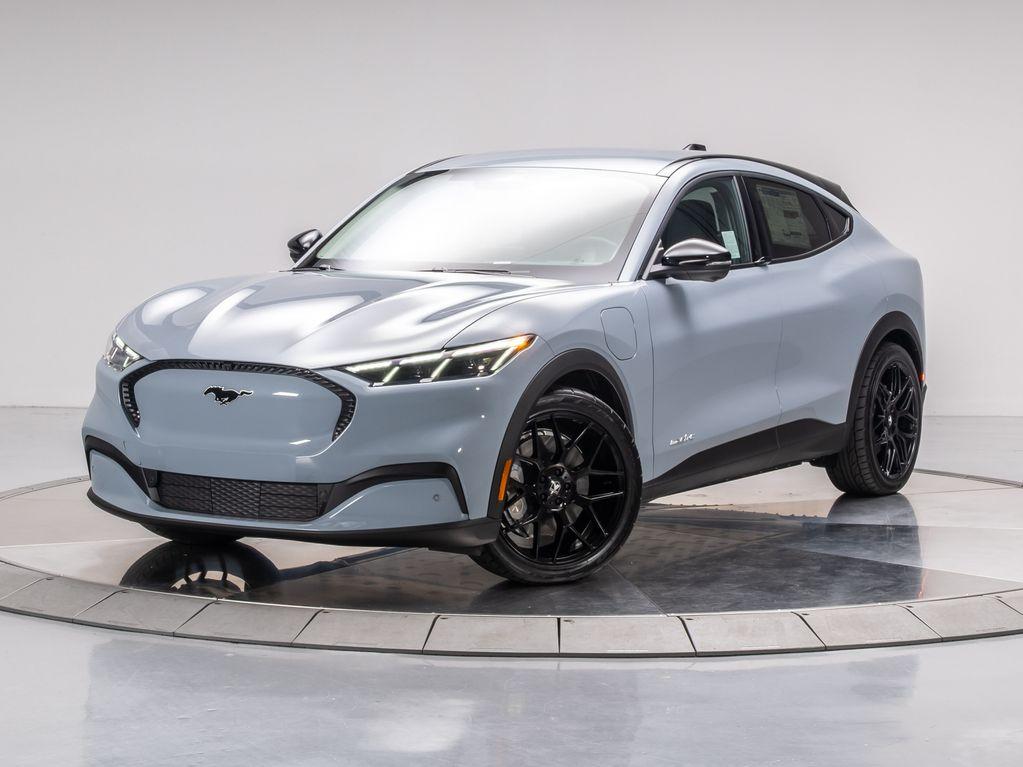 new 2025 Ford Mustang Mach-E car