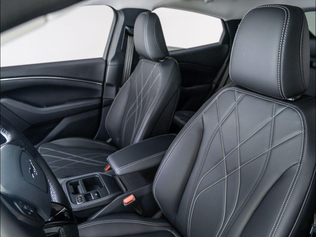 new 2025 Ford Mustang Mach-E car
