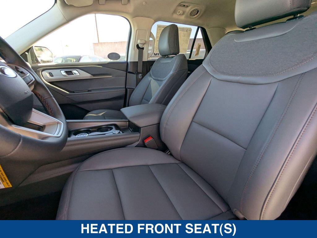 new 2025 Ford Explorer car, priced at $45,865