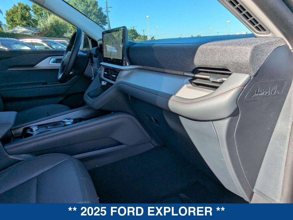 new 2025 Ford Explorer car, priced at $45,865