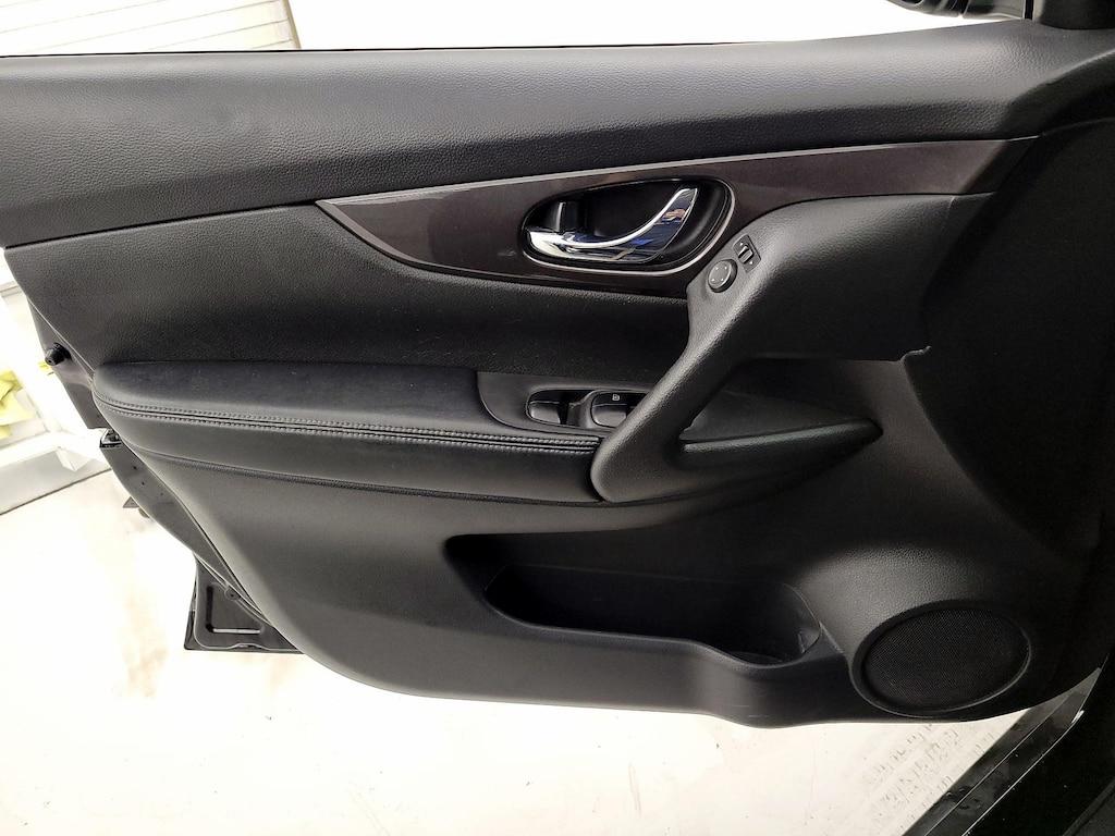 used 2019 Nissan Rogue car, priced at $17,998