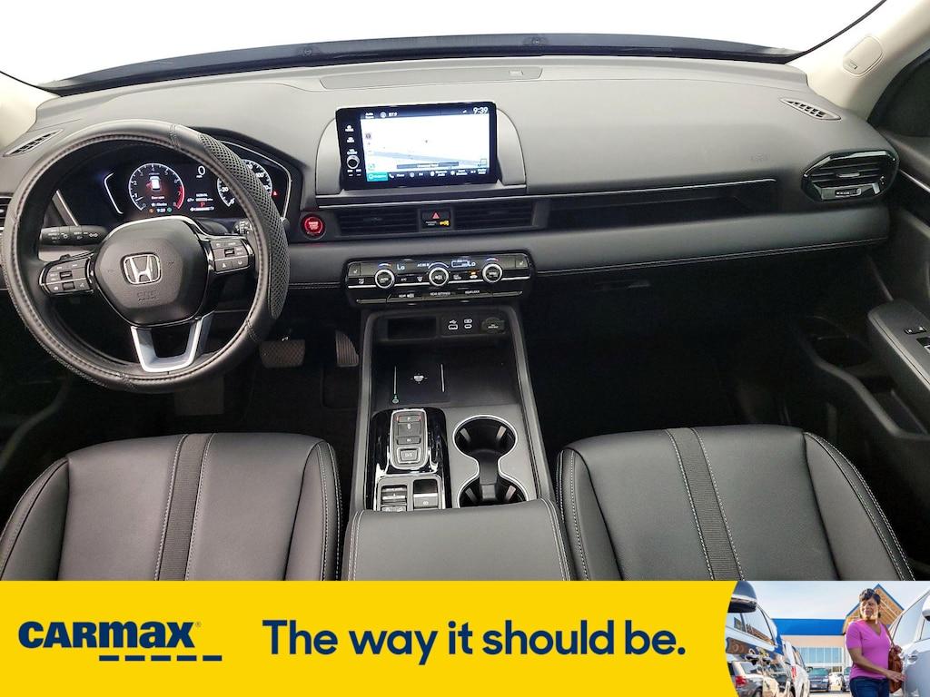 used 2025 Honda Pilot car, priced at $46,998