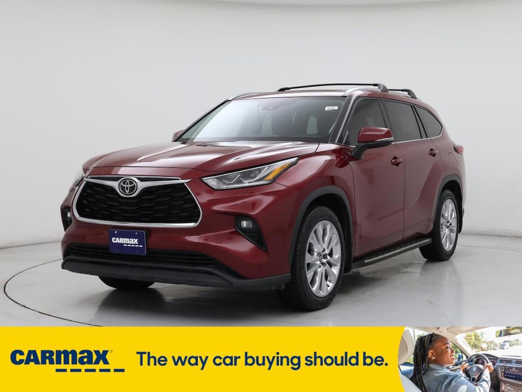 used 2021 Toyota Highlander car, priced at $35,998