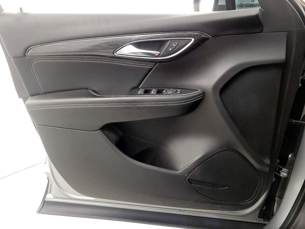 used 2023 Buick Envision car, priced at $22,998