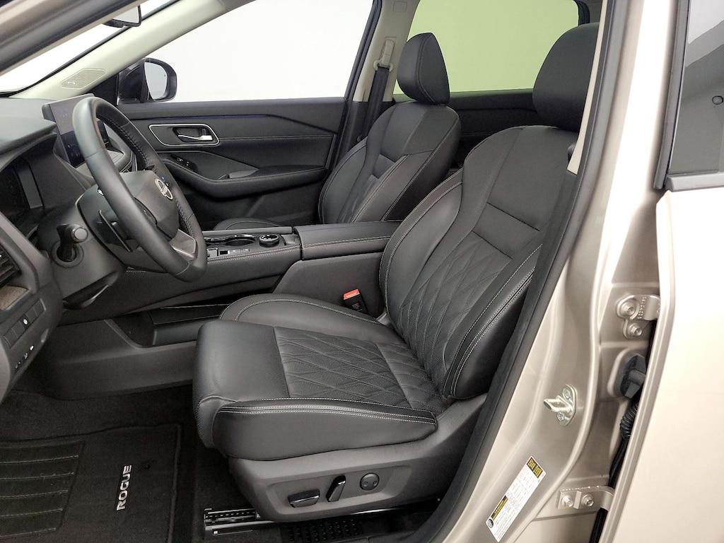 used 2025 Nissan Rogue car, priced at $32,998