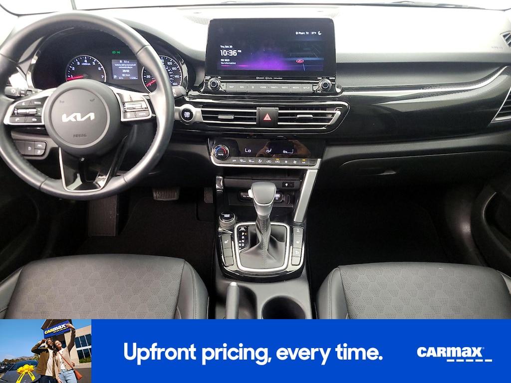 used 2023 Kia Seltos car, priced at $23,998