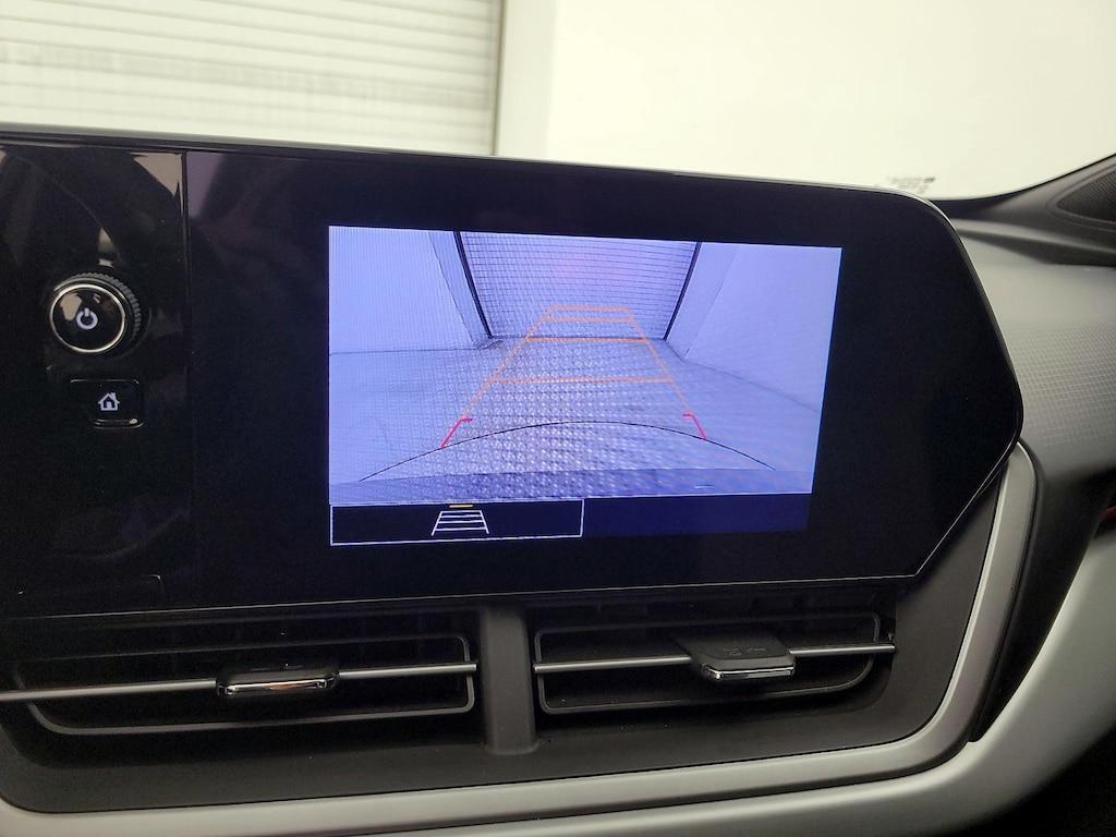 used 2025 Chevrolet Trax car, priced at $23,998