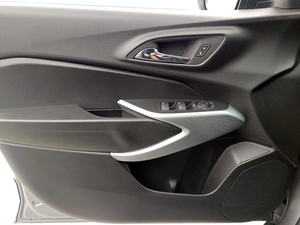 used 2025 Chevrolet Trax car, priced at $23,998