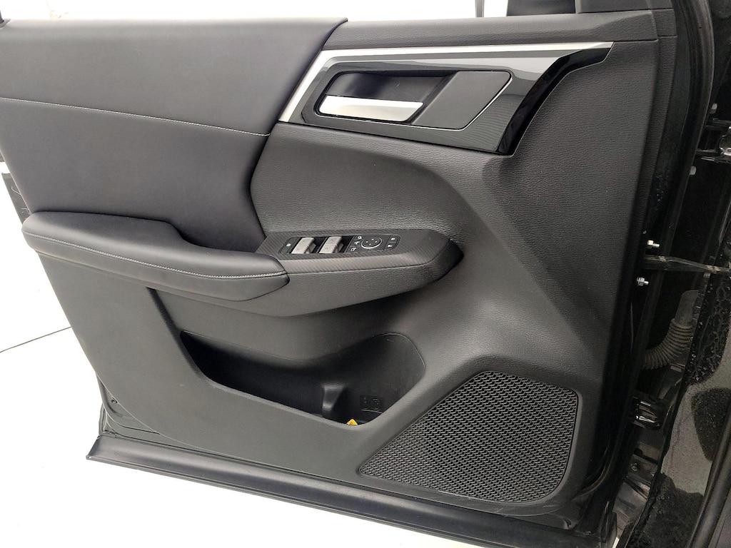 used 2023 Mitsubishi Outlander car, priced at $23,998