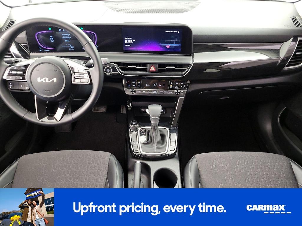 used 2025 Kia Seltos car, priced at $22,998
