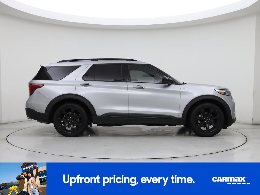 used 2023 Ford Explorer car, priced at $33,998