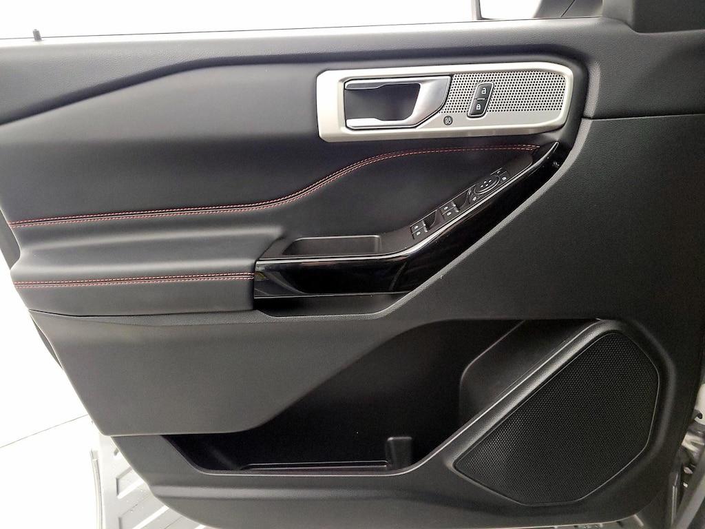 used 2023 Ford Explorer car, priced at $33,998