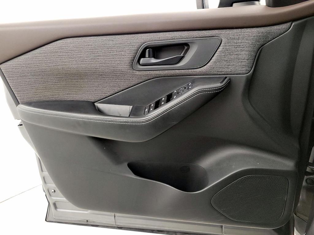 used 2021 Nissan Rogue car, priced at $19,998