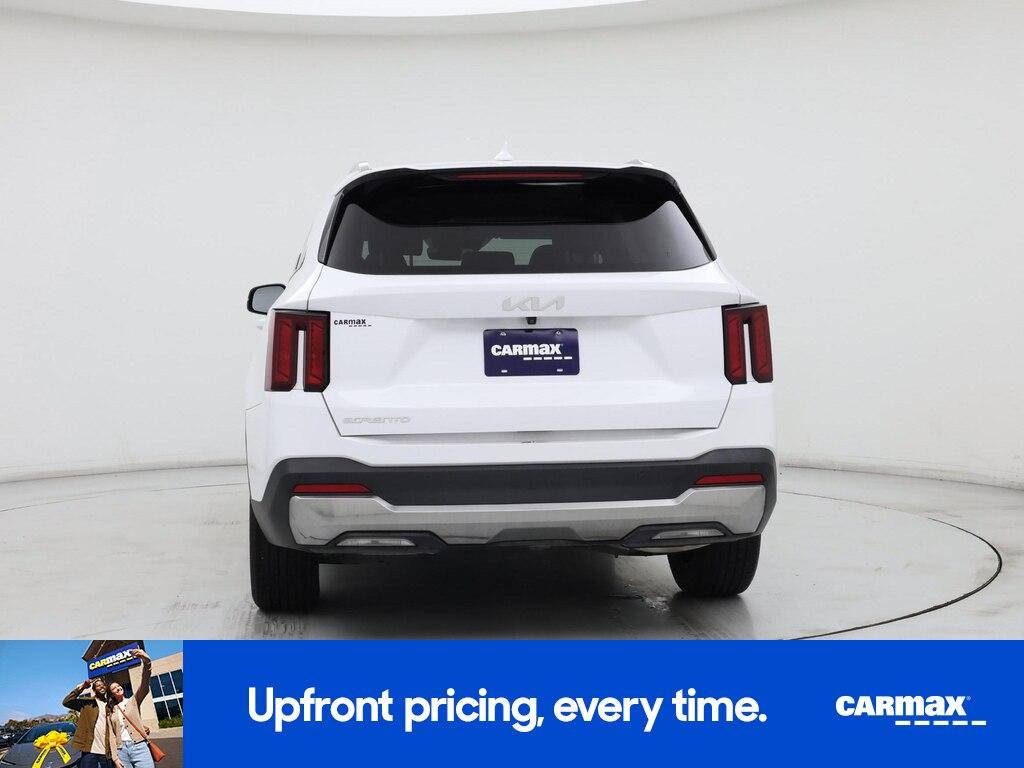used 2024 Kia Sorento car, priced at $25,998