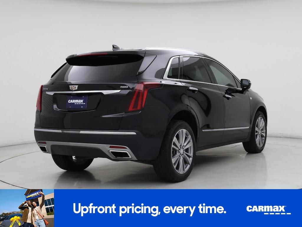used 2024 Cadillac XT5 car, priced at $42,998