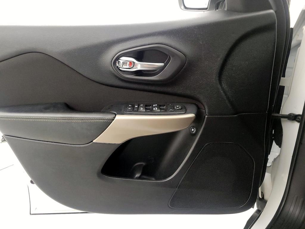 used 2017 Jeep Cherokee car, priced at $13,998