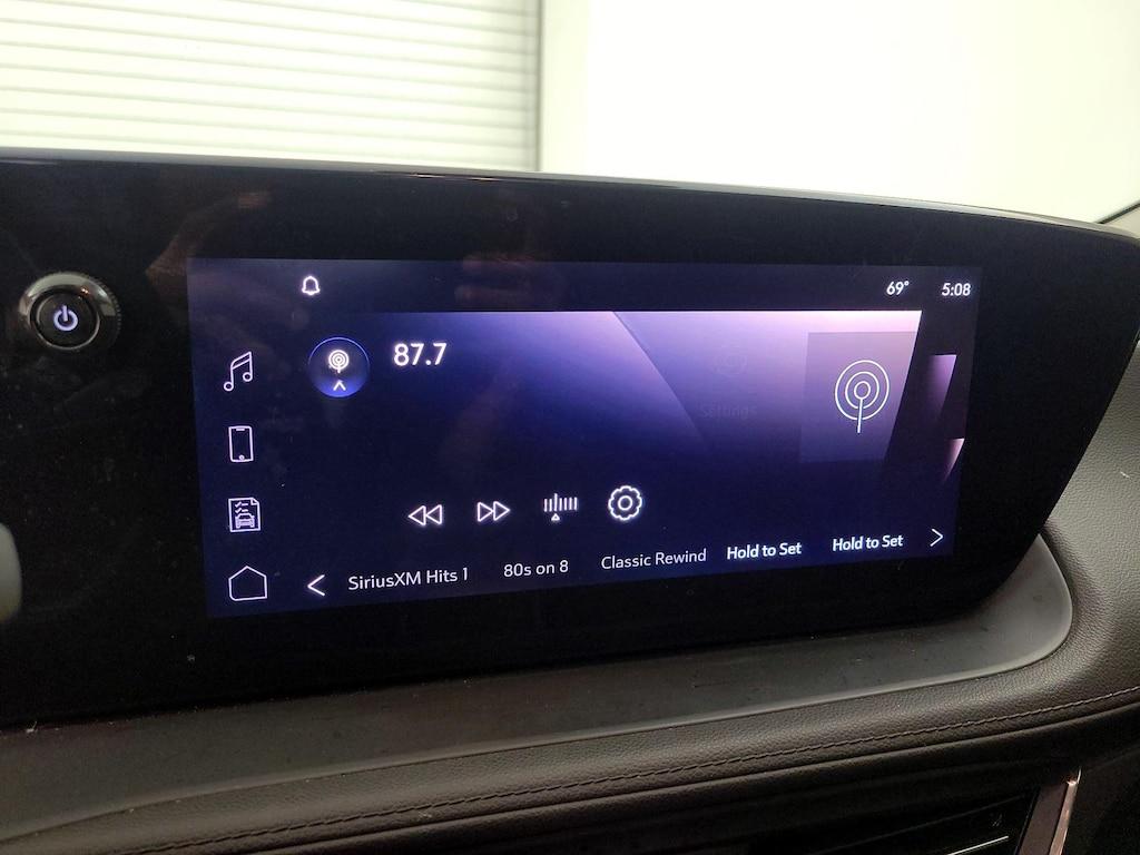 used 2025 Buick Encore GX car, priced at $23,998