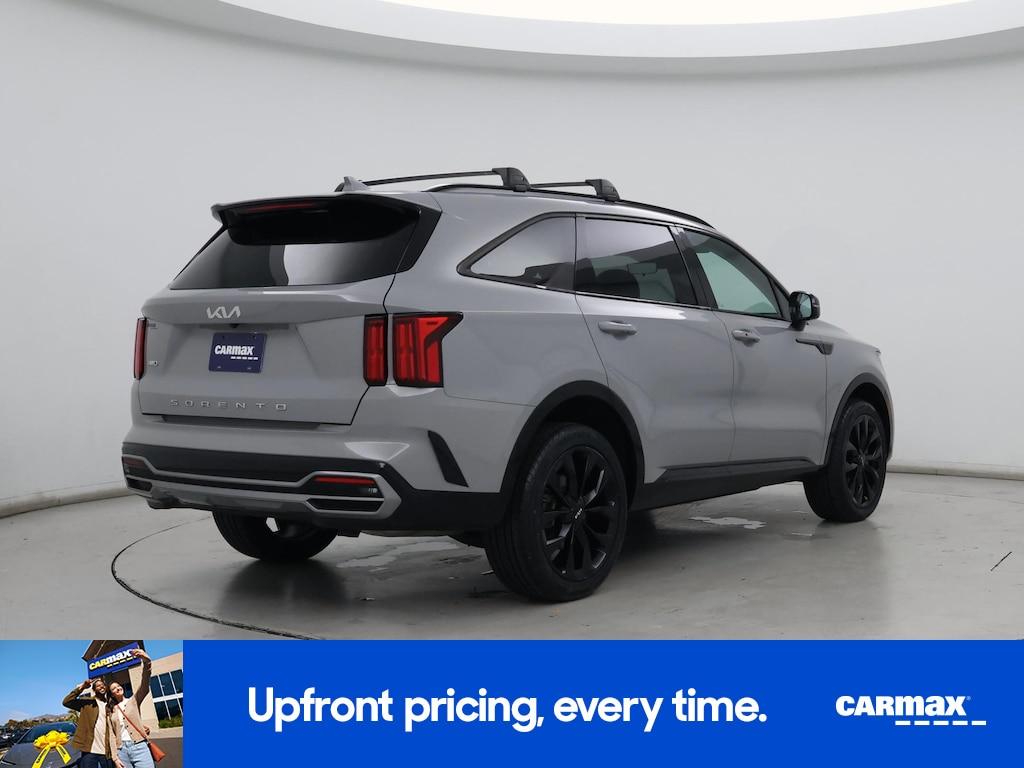 used 2022 Kia Sorento car, priced at $30,998