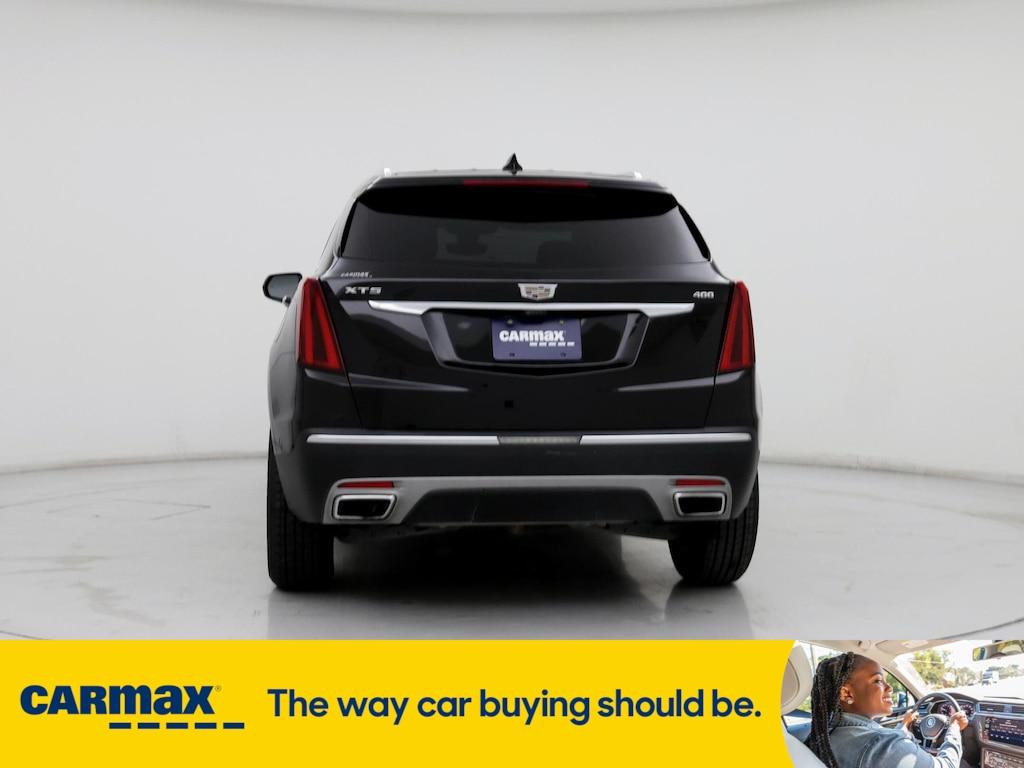 used 2022 Cadillac XT5 car, priced at $27,998