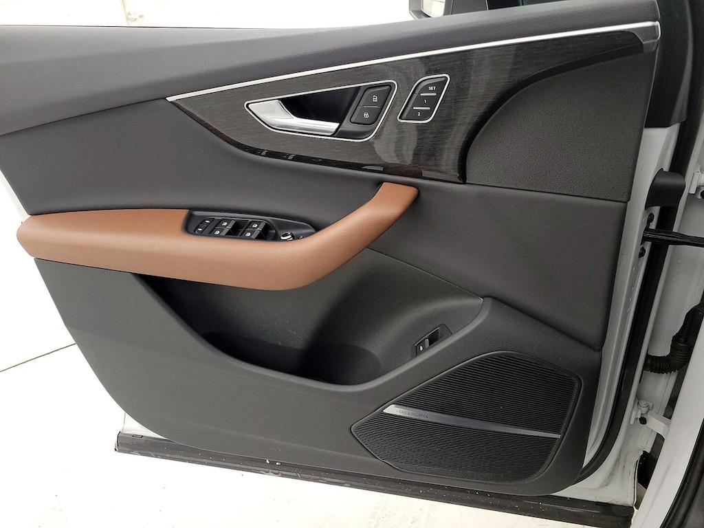 used 2021 Audi Q7 car, priced at $31,998