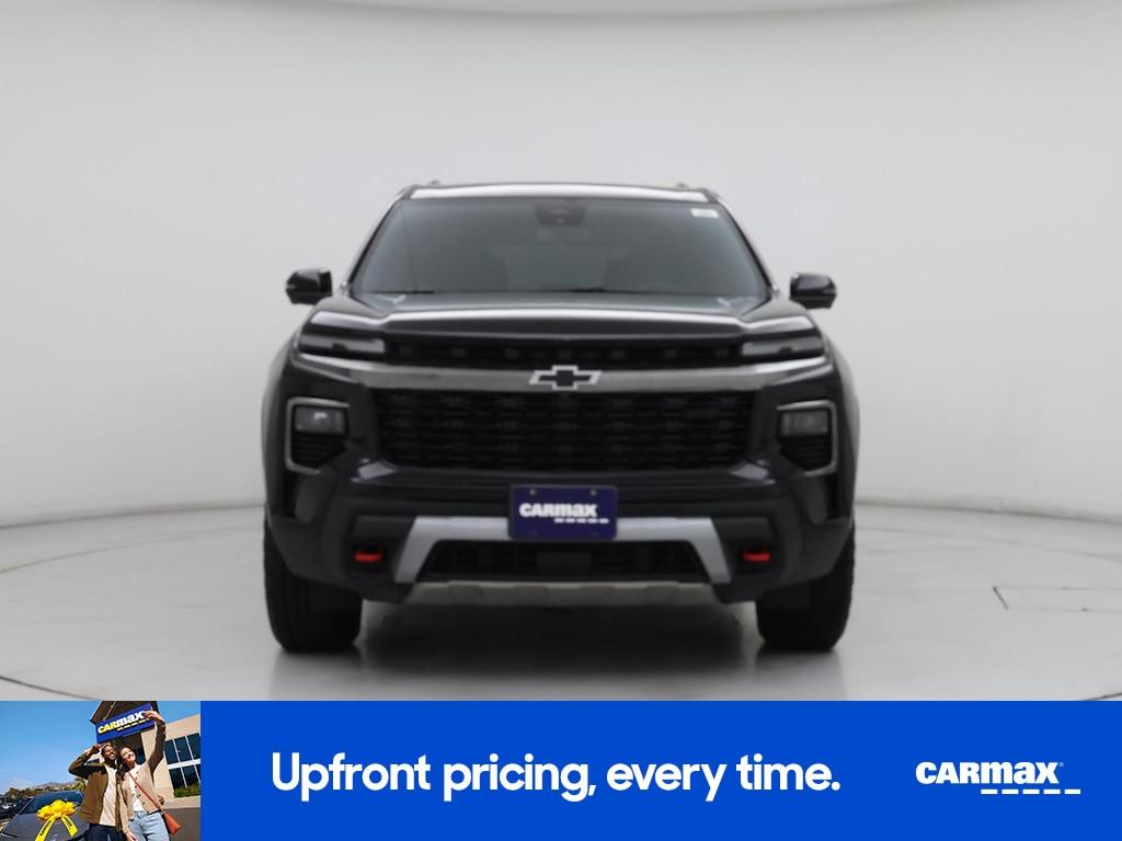 used 2025 Chevrolet Traverse car, priced at $47,998