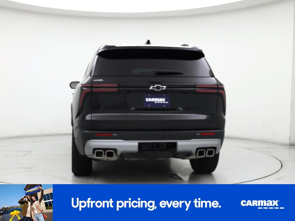 used 2025 Chevrolet Traverse car, priced at $47,998