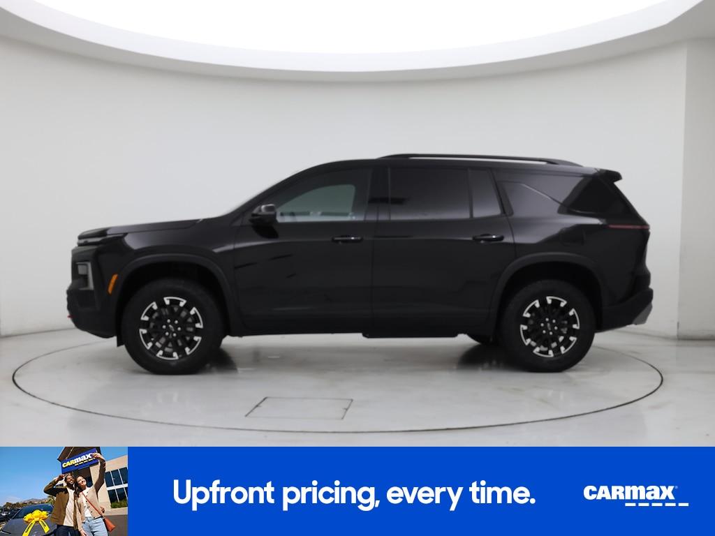 used 2025 Chevrolet Traverse car, priced at $47,998