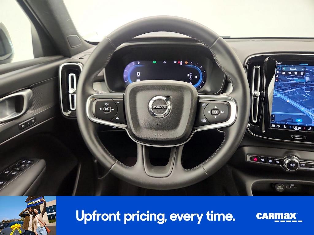 used 2025 Volvo XC40 car, priced at $29,998