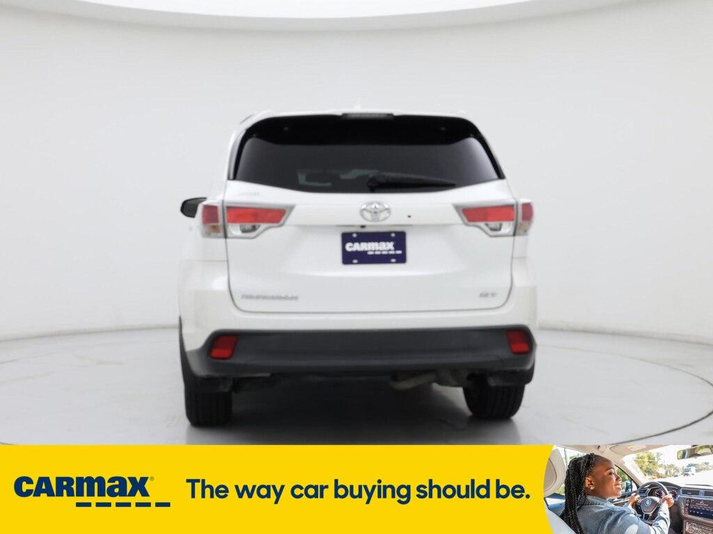 used 2015 Toyota Highlander car, priced at $20,998