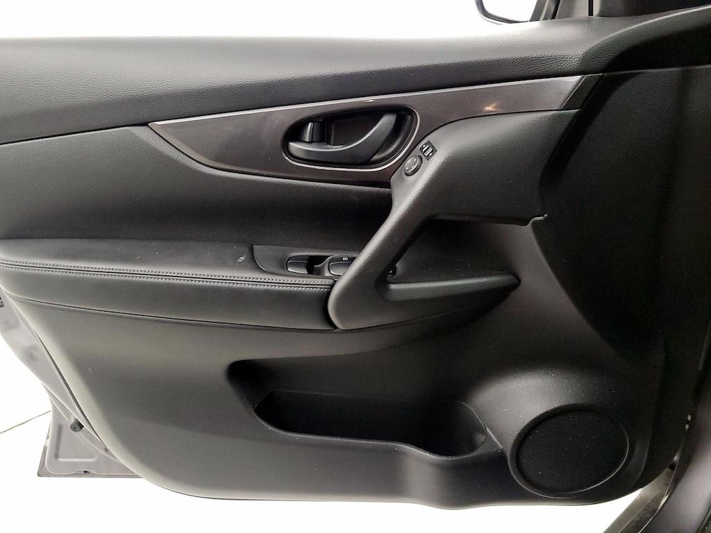 used 2020 Nissan Rogue car, priced at $16,998