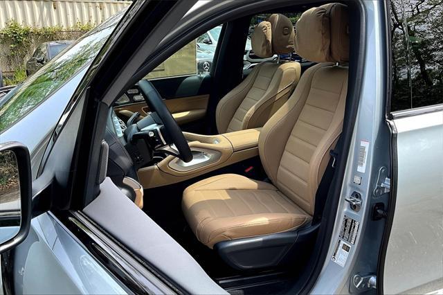 new 2025 Mercedes-Benz GLS 450 car, priced at $100,445