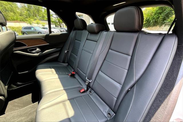 new 2025 Mercedes-Benz GLE 450e car, priced at $75,195