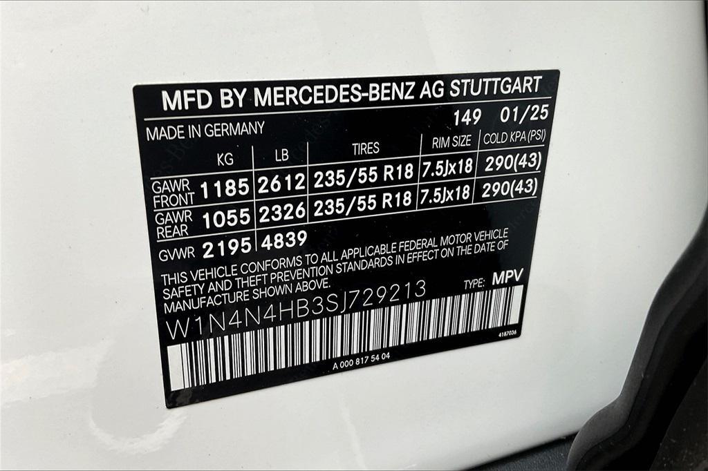 new 2025 Mercedes-Benz GLA 250 car, priced at $44,250