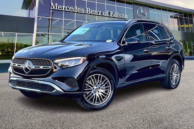 new 2025 Mercedes-Benz GLC 300 car, priced at $53,765