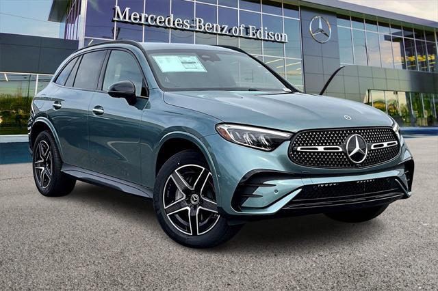 new 2025 Mercedes-Benz GLC 300 car, priced at $59,920