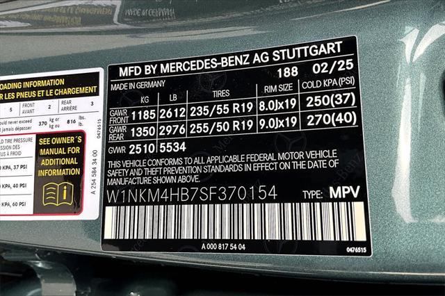 new 2025 Mercedes-Benz GLC 300 car, priced at $59,920