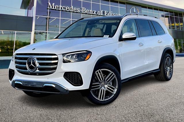 new 2025 Mercedes-Benz GLS 450 car, priced at $90,980