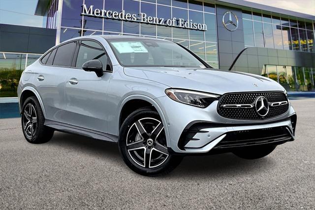 new 2025 Mercedes-Benz GLC 300 car, priced at $66,275