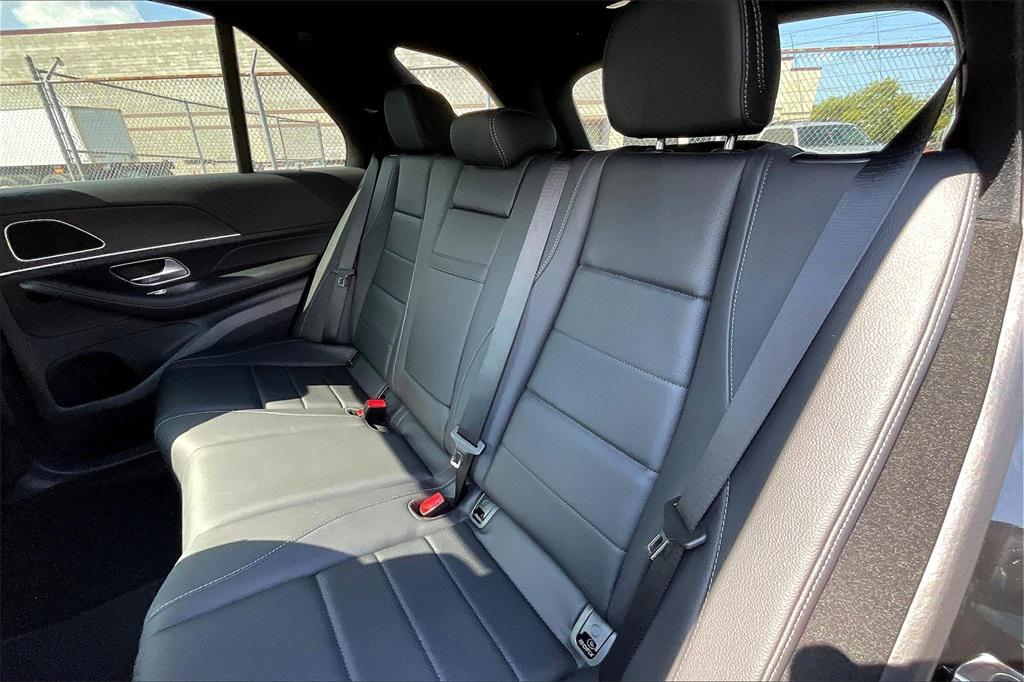 new 2025 Mercedes-Benz GLE 350 car, priced at $66,915