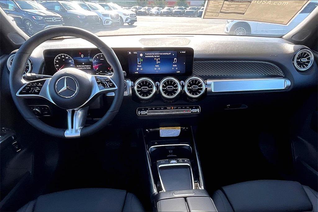 new 2025 Mercedes-Benz GLB 250 car, priced at $49,765