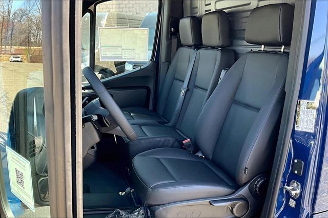 new 2025 Mercedes-Benz Sprinter 2500 car, priced at $69,106