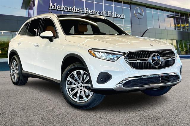 new 2025 Mercedes-Benz GLC 300 car, priced at $56,940