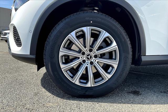 new 2025 Mercedes-Benz GLC 300 car, priced at $57,255