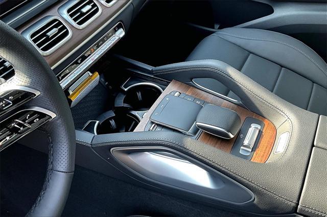 new 2025 Mercedes-Benz GLS 450 car, priced at $96,735