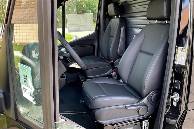 new 2025 Mercedes-Benz Sprinter 2500 car, priced at $67,359