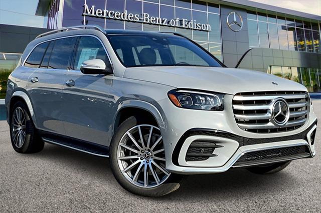 new 2025 Mercedes-Benz GLS 450 car, priced at $101,275