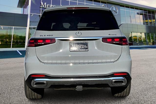 new 2025 Mercedes-Benz GLS 450 car, priced at $101,275