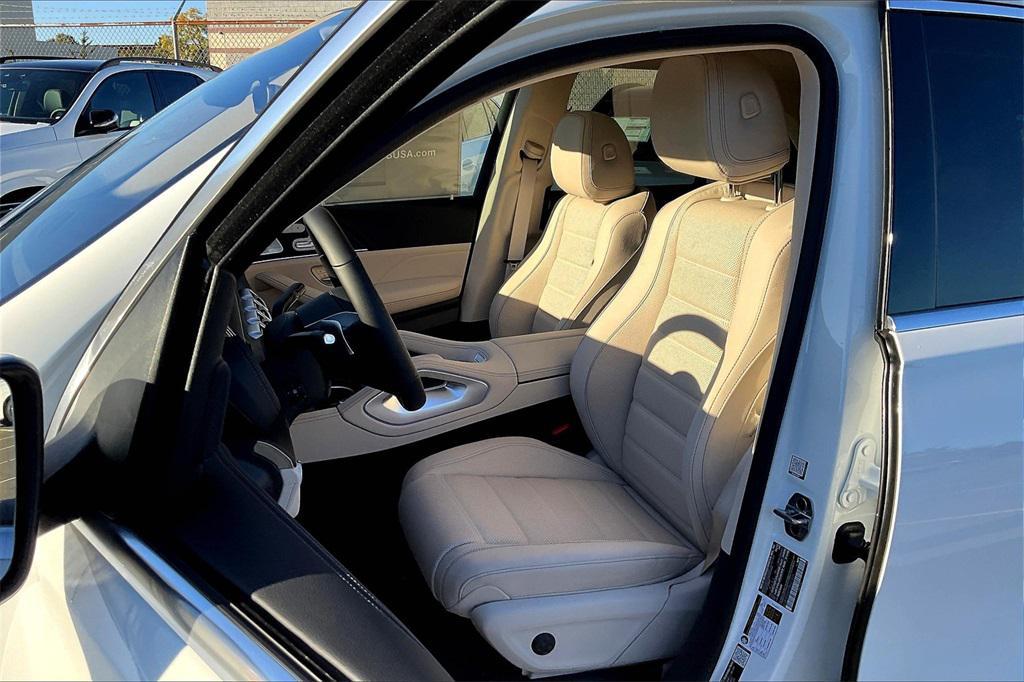 new 2026 Mercedes-Benz GLE 450 car, priced at $86,345