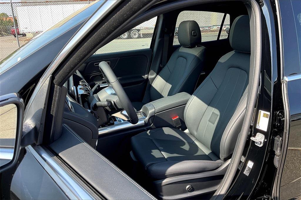 new 2026 Mercedes-Benz GLA 250 car, priced at $49,515